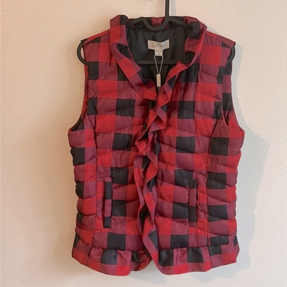NWT Charlie Paige Fancy Red/Black/Pink Woman's Quilted Zipper Vest... Size: S/P